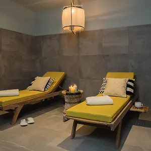Otel Bob, Paris