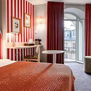 Hotel Mercure Notre Dame Saint Germain Des Pres, Paryż
